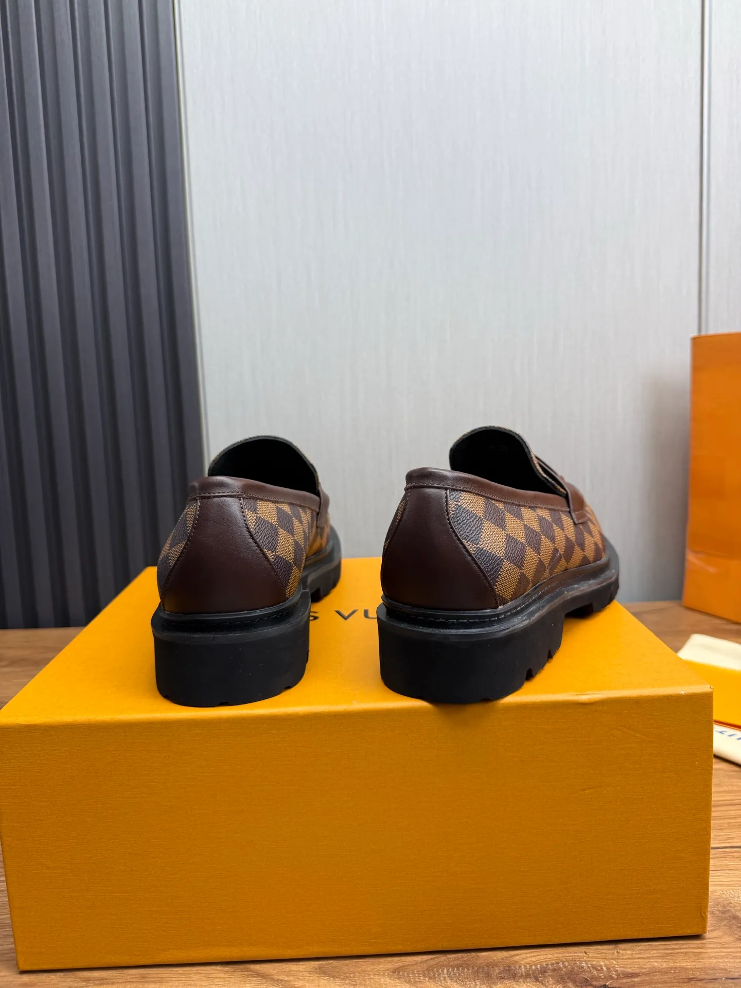 Factory 680💰 LV. Men's business casual leather shoes, all made of imported original brand leather, just to create a more comfortable wearing experience, original non-slip and wear-resistant outsole ✔️16-45 (38.45 non-returnable)